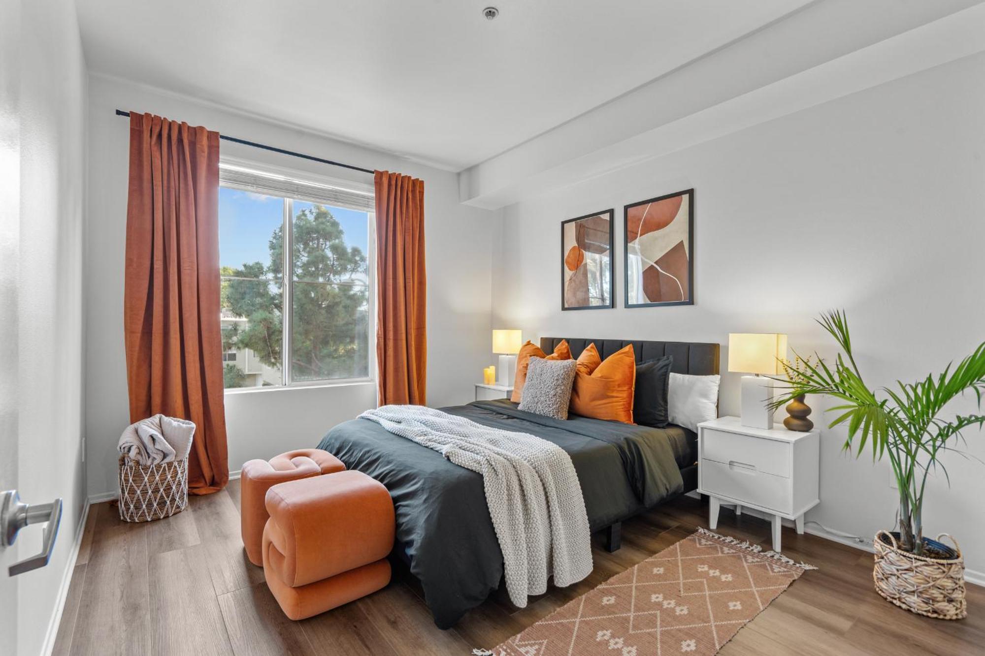 Apartment Luxury 2bdr In The Center Of Marina Del Rey